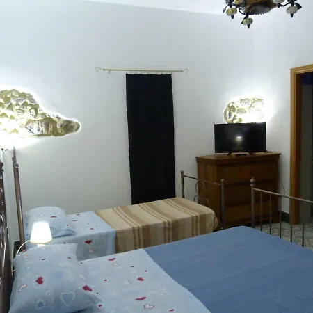 Couette-café Nonna Vincenza 3*