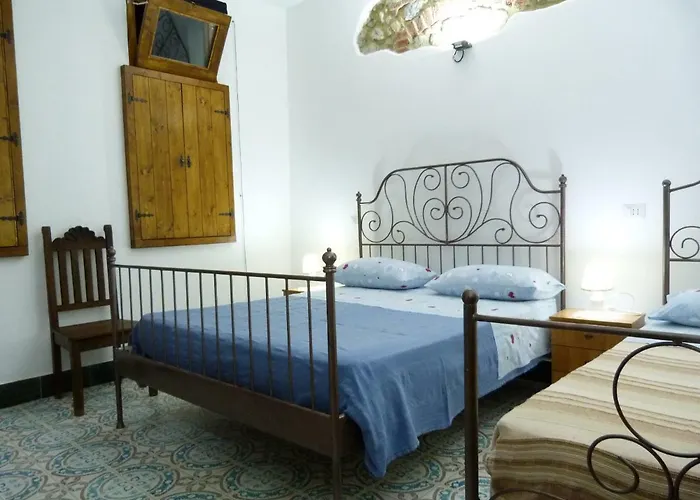 农娜温琴扎酒店 4* 马拉泰亚